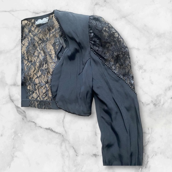 Chauncey street lace & black  long sleeve - Picture 2 of 6